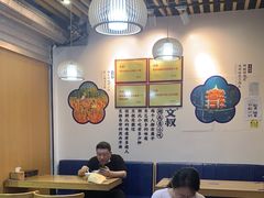 大堂-文叔·湖北名小吃·小龙虾(黄贝岭地铁站店)