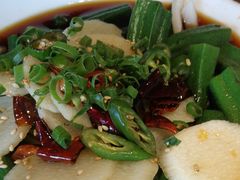 -95号酱骨·一块豆腐(展春园西路店)