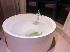 -深圳罗湖东门步行街亚朵X酒店