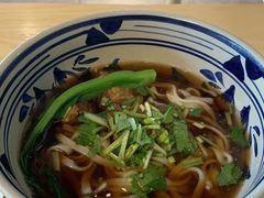 -头壹号  羊汤·饸饹面·大油条(嘉华店)