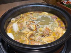 -一朵菌·野生菌探索家火锅(南亚店)