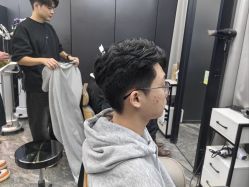 -藤野造型·专业烫染店