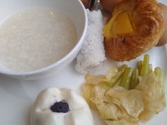 -昆山琶拉帝诗酒店·河畔咖啡厅Riverside Cafe