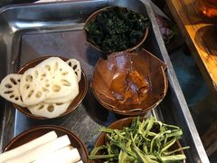 -周幺妹重庆老火锅(银泰城总店)