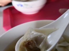 -周震馄饨