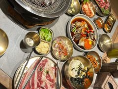 -草家酱蟹炭火烤肉店(珲春南路一店)