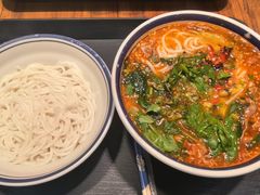 -云阿蛮云南生烫牛肉米线(奉贤路店)