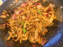 -富正毅三下锅·湘西韵味(天门山索道店)