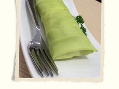 -佰搭果·广式茶餐厅(西华路店)