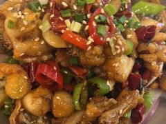 -霄汉牛三鲜湖北砂锅菜(万松园2店)
