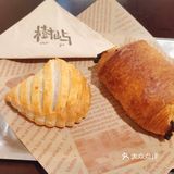 这个咖啡小馆惊艳到我了，怎么拍都出片[种草]