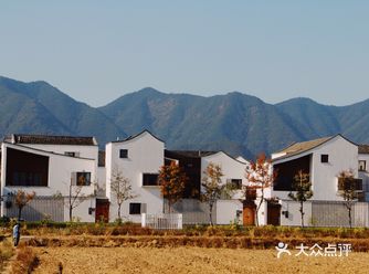 去完龙门古镇顺道去的东梓关，杭派民居，拍照好看