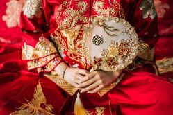 点击看大图 -藤薰定制中式嫁衣礼服旗袍店