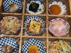 -阿瓦山寨·湘菜现炒·剁椒鱼头王(咸阳总店)