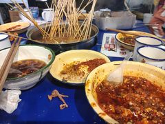 -马路边边串串香(苗栗路店)