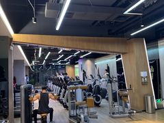 -威克健身游泳(万菱汇店)