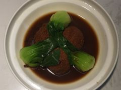 狮子头-方荣糊涂菜馆(湖北路店)