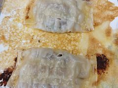 -东来菜馆•手抓海鲜家常菜•海鲜锅贴(鸽子窝店)