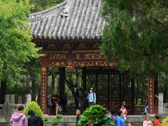 -汇龙潭