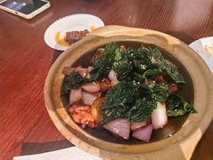 捞叶爆炒文昌鸡-南海渔家•海鲜•正宗海南菜(海棠湾店)