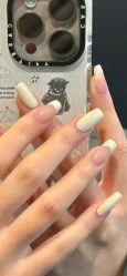 -甲·铺轻奢美甲美睫