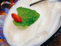 杏仁豆腐-炎蔵牛舌烤肉