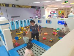 -孩子王童乐园(西安盛龙店)