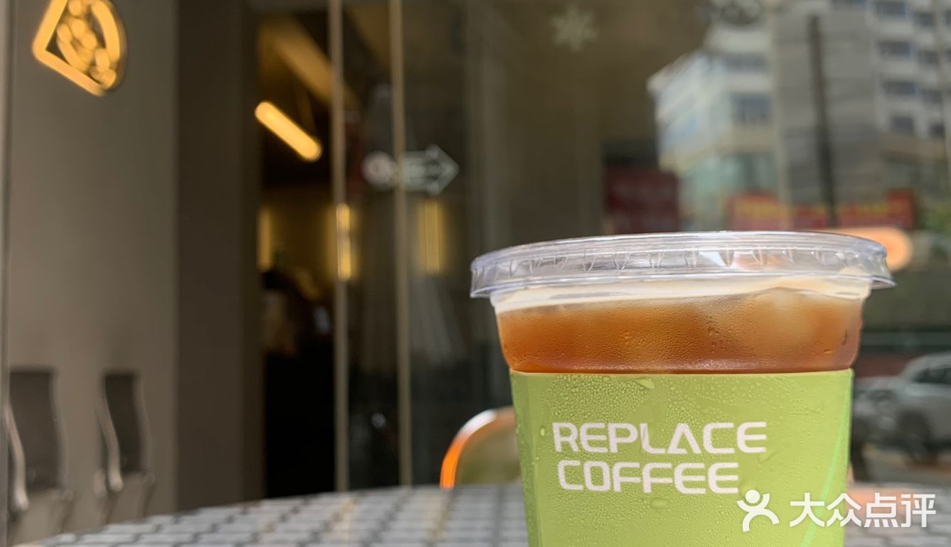 江门咖啡｜街头转角老房子下Replace Coffee