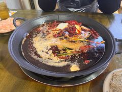 -黄潇洒老火锅(九眼桥宏济巷店)