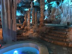 -泉城欧乐堡戏水湾艺术养生温泉