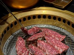 -山川小町·极番烧肉(新地假日广场店)