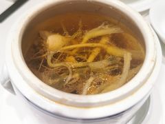芫茜头咸柠檬炖瘦肉-山泉公馆酒家(广州东站店)