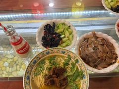 -金杨拉面王小吃面馆·牛三宝面·红烧牛肉粉