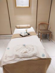 -水灵珑美容造型中心