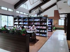 -杨浦区图书馆(长海路街道分馆)
