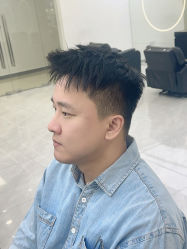 -赤道 Hair Salon