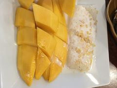 -Dang restaurant (patong phuket)