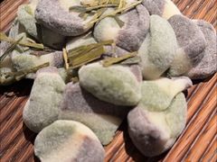 -三出山火锅(南京万象天地店)