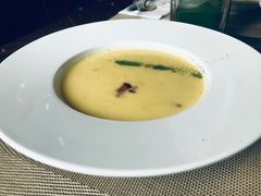 每日例汤-YUE·6·西式融合餐厅(外滩六号店)