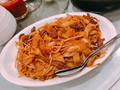 干炒牛河-岭南小馆