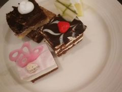 -安徽饭店·白鹭阁自助餐厅(梅山路店)