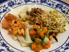 油泼扯面-陕味食族油泼面·小炒盖码面(双榆树店)