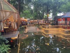 -二荆条·蜀鲜汇城市森林火锅