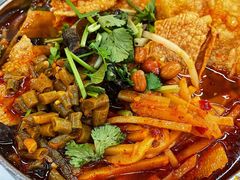 螺丝肉汤粉-红鼻子桂林米粉(金唐新光界店)