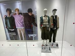 -优衣库(上海正大广场店)