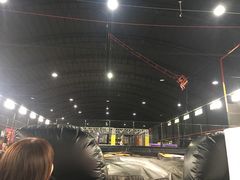 -嘿哟动霸CHUA·新潮玩运动娱乐中心·蹦床滑冰团建乐园