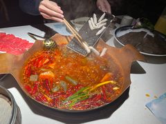 -墨居上隐·院子里火锅(峨眉店)