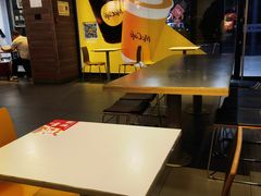 -麦当劳(驿坂服务区B区店)