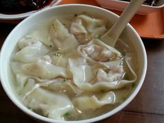 三鲜馄饨-王興記(中山路店)
