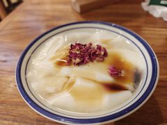 -云阿蛮云南生烫牛肉米线(奉贤路店)